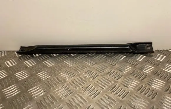 BMW 5 F10 F11 Radiator support slam panel bracket 7180318