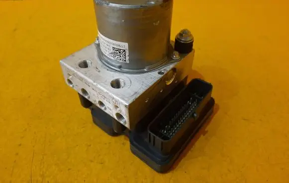 Mercedes-Benz A W177 ABS Pump A1779002810 A1779024819 A1779013605