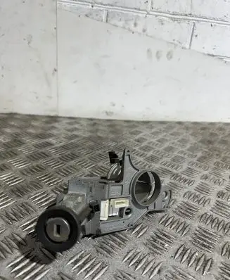 Opel Zafira B Ignition lock N0501881