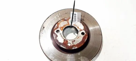 Nissan Micra Front brake disc ventiliuojamas
