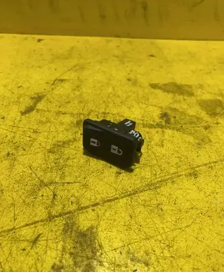 Volvo V50 Central locking switch button 30773333