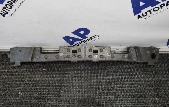 Front bumper foam support bar