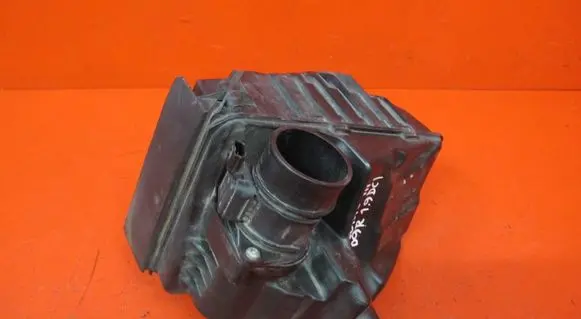 Renault Scenic III - Grand scenic III Air filter box 8200947663 H8200820922 8200682558