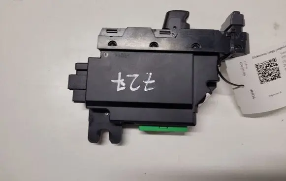 Volvo V70 Electric window control switch 30746075