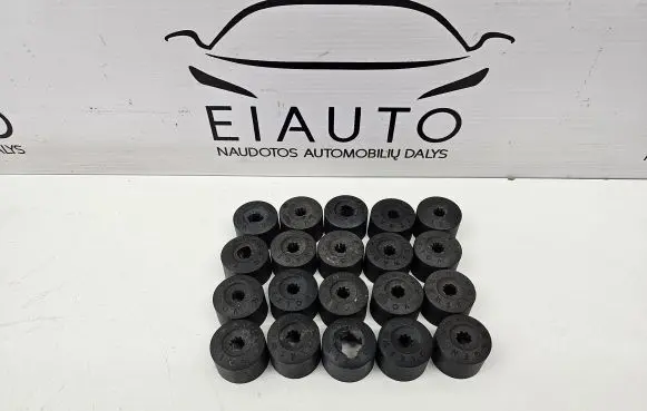 Volkswagen PASSAT CC Wheel nut cap/cover 1K0601173