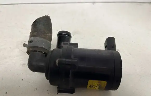 Audi Q7 4L Electric auxiliary coolant/water pump 7L0965561J