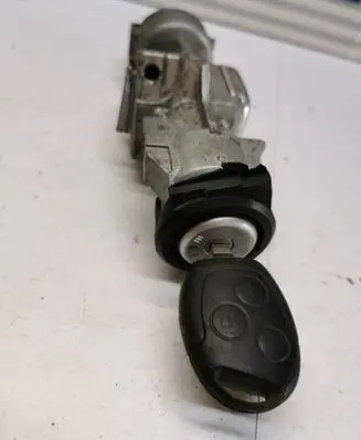 Ford Focus Ignition lock 3M513F880AC