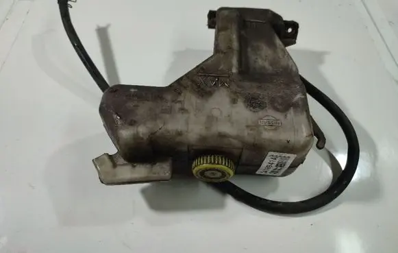 Nissan Almera Tino Coolant expansion tank/reservoir 21710BM410