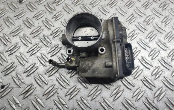 Toyota Camry Throttle body valve 2203036020 4L22 00580