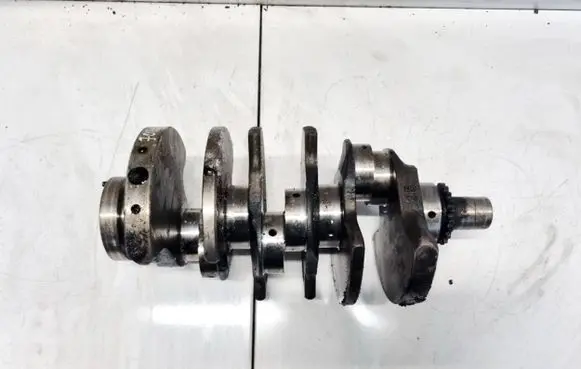 Audi A6 S6 C5 4B Crankshaft 