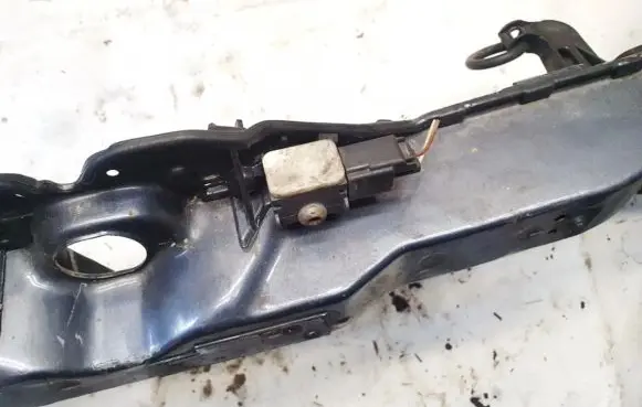 Ford Focus C-MAX Airbag deployment crash/impact sensor