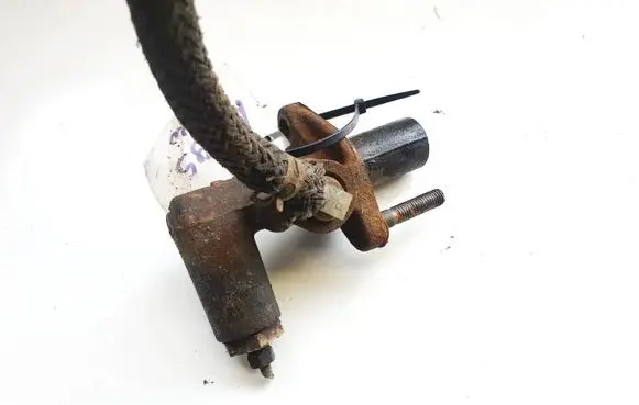 Mazda Premacy Clutch master cylinder