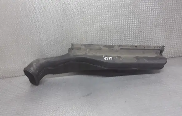 Nissan Maxima A34 Air intake duct part