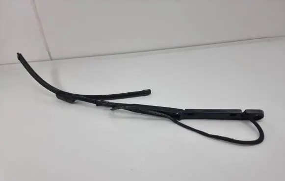 Land Rover Range Rover Sport L461 Windshield/front glass wiper blade M8E217526AD