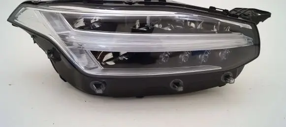 Volvo XC90 Headlight/headlamp
