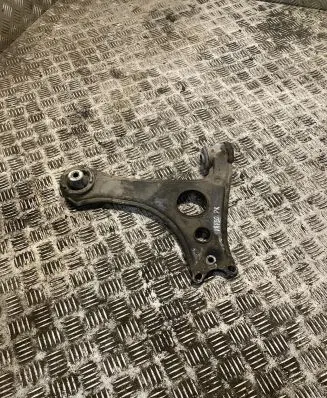 Front lower control arm/wishbone