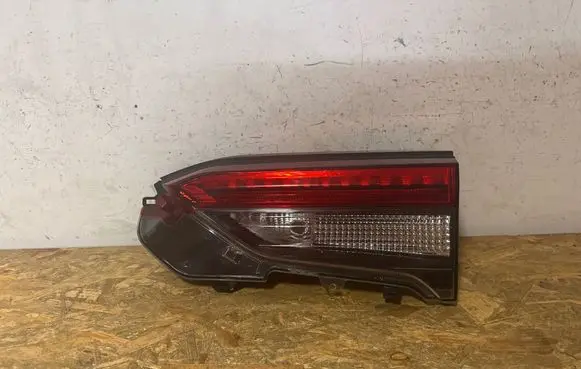 Toyota RAV 4 (XA50) Tailgate rear/tail lights 8158042080 A4S1910000 14H291148