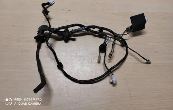 Mitsubishi Pajero Pinin Tailgate/trunk wiring harness 