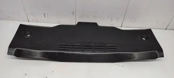 Peugeot 108 Tailgate trim 634101030 647160H020