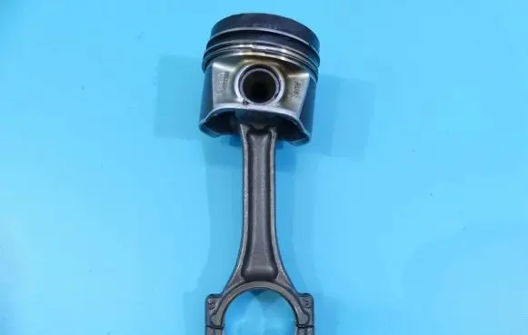 Piston