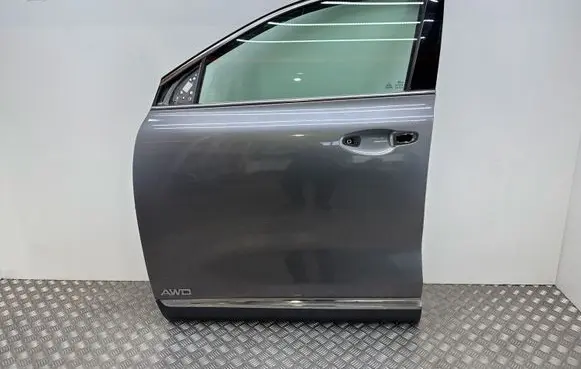 KIA Sorento Front door 