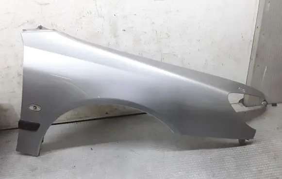 Peugeot 607 Fender