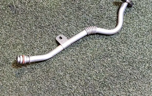 Nissan NV400 Turbo turbocharger oiling pipe/hose 151989505R