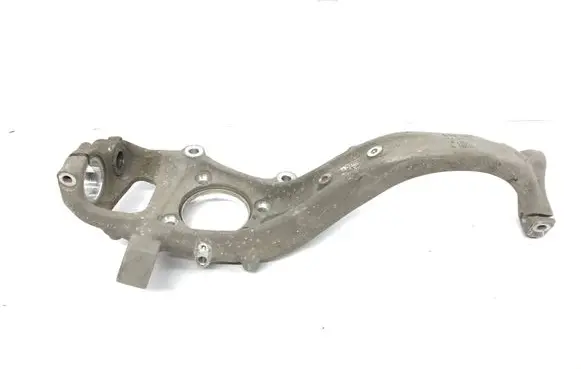 Audi Q7 4M Front wheel hub spindle knuckle 4M0407559