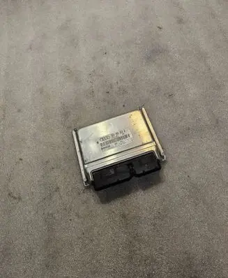 Audi A4 S4 B6 8E 8H Engine control unit/module 8E0909552N 1039S00000 0261208039