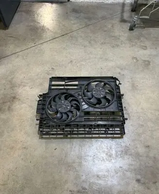 Nissan NV300 Fan set 214817257R