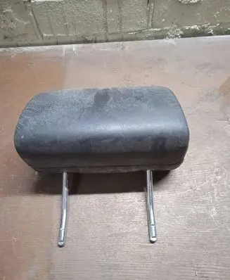 BMW 5 E39 Rear seat headrest 