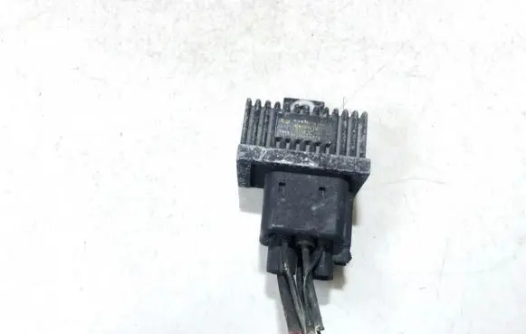 Renault Scenic I Glow plug pre-heat relay 7700115078