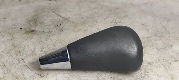 Toyota Aygo AB10 Gear lever shifter trim leather/knob 