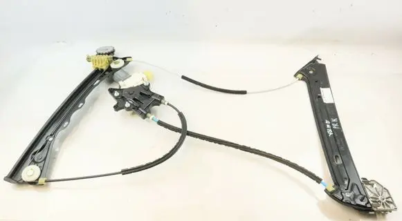 BMW M4 F82 F83 Front door window regulator with motor 7352747 51337352747 7281623