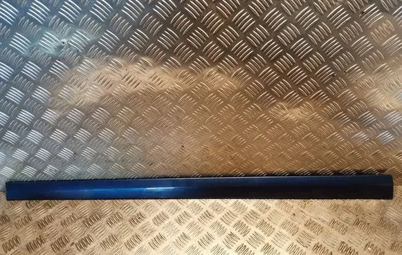 Mercedes-Benz C W203 Front door trim (molding) A2036902162 2036902162