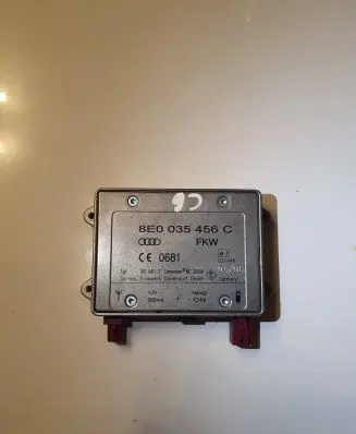 Audi A6 S6 C6 4F Antenna control unit 8E0035456C