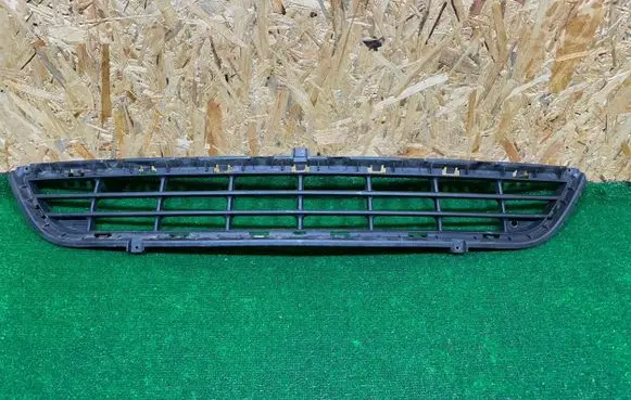 Opel Mokka Front bumper lower grill 42334417