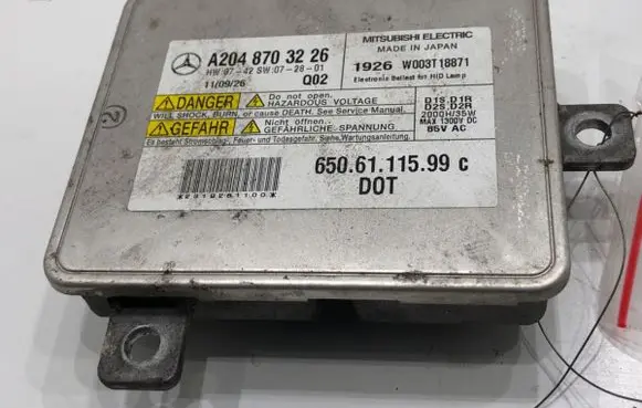 Mercedes-Benz GLK (X204) Voltage converter/converter module A2048703226