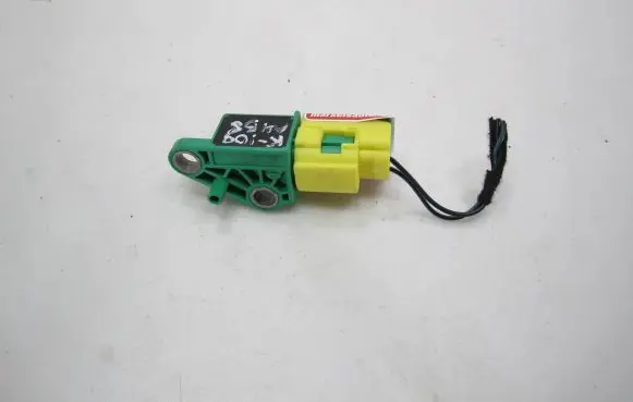 Audi A4 S4 B8 8K Airbag deployment crash/impact sensor 1K0909606C 5WK43544