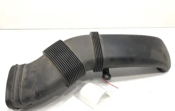 BMW X5 E70 Air intake hose/pipe 7548890