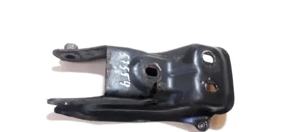 Honda Accord Engine mounting bracket