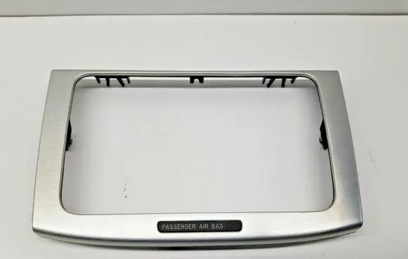 Volkswagen PASSAT CC Radio/GPS head unit trim 09S20VW548