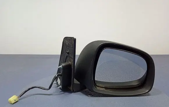 Front door electric wing mirror