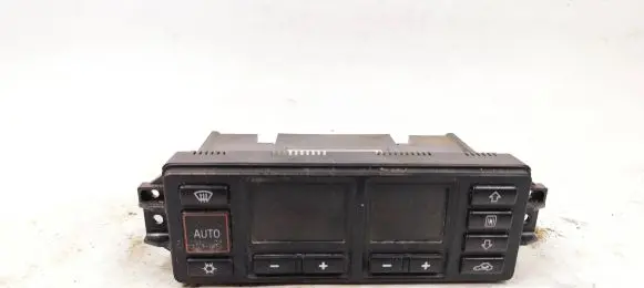 Audi A4 S4 B5 8D Climate control unit 8L0820043D 5HB00760804