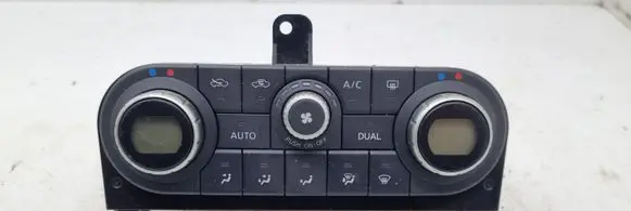 Nissan Qashqai Climate control unit 27500JD45C
