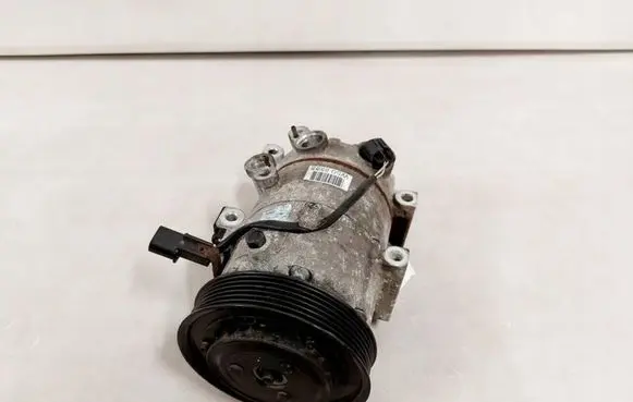 KIA Soul Air conditioning (A/C) compressor (pump) F500-FGDAA02