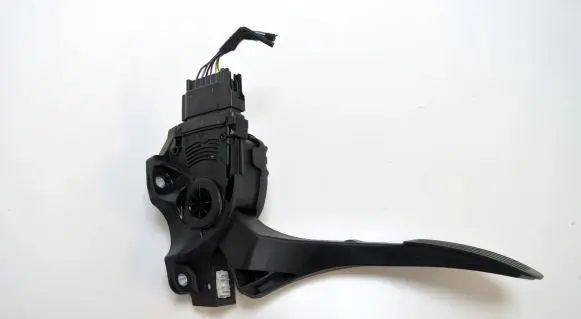 Ford Mondeo MK IV Accelerator throttle pedal 6G929F836PC