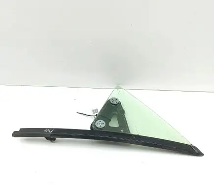 Toyota GT 86 Front vent window/glass (coupe) SU003G0023