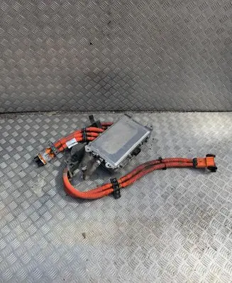 Polestar 2 Voltage converter inverter 32335132