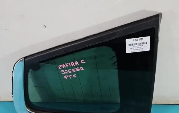 Opel Zafira C Rear side window IMPRK1378023